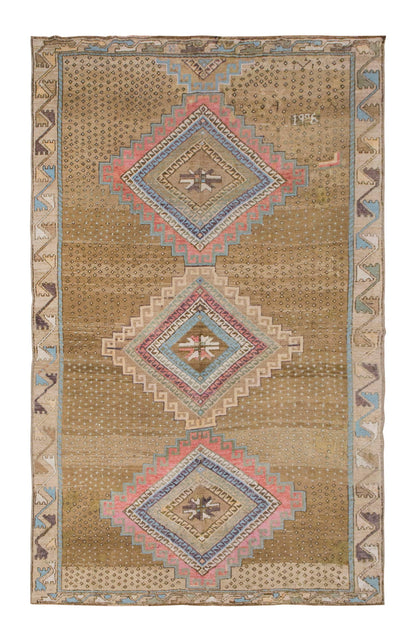 Vintage Kars Rug, 7'5 x 11 ft / 227 x 335 cm