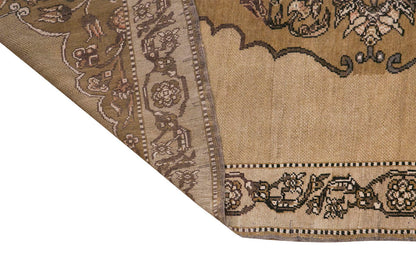 Vintage Kars Rug, 7'9 x 11 ft / 236 x 336 cm