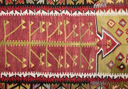Vintage Konya Akviran Kilim, 96 x 112 cm, 3.1 x 3.8 ft
