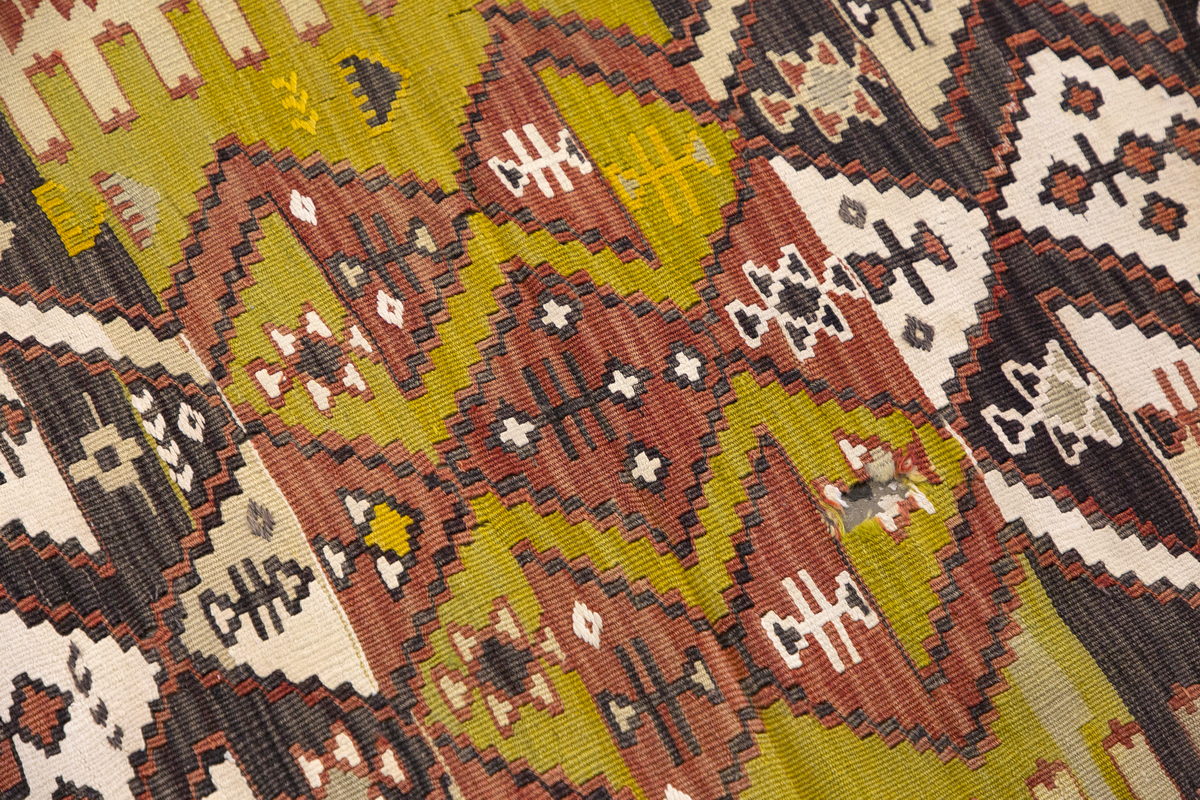 Vintage Konya Rug, 96 x 112 cm, 3.1 x 3.8 ft