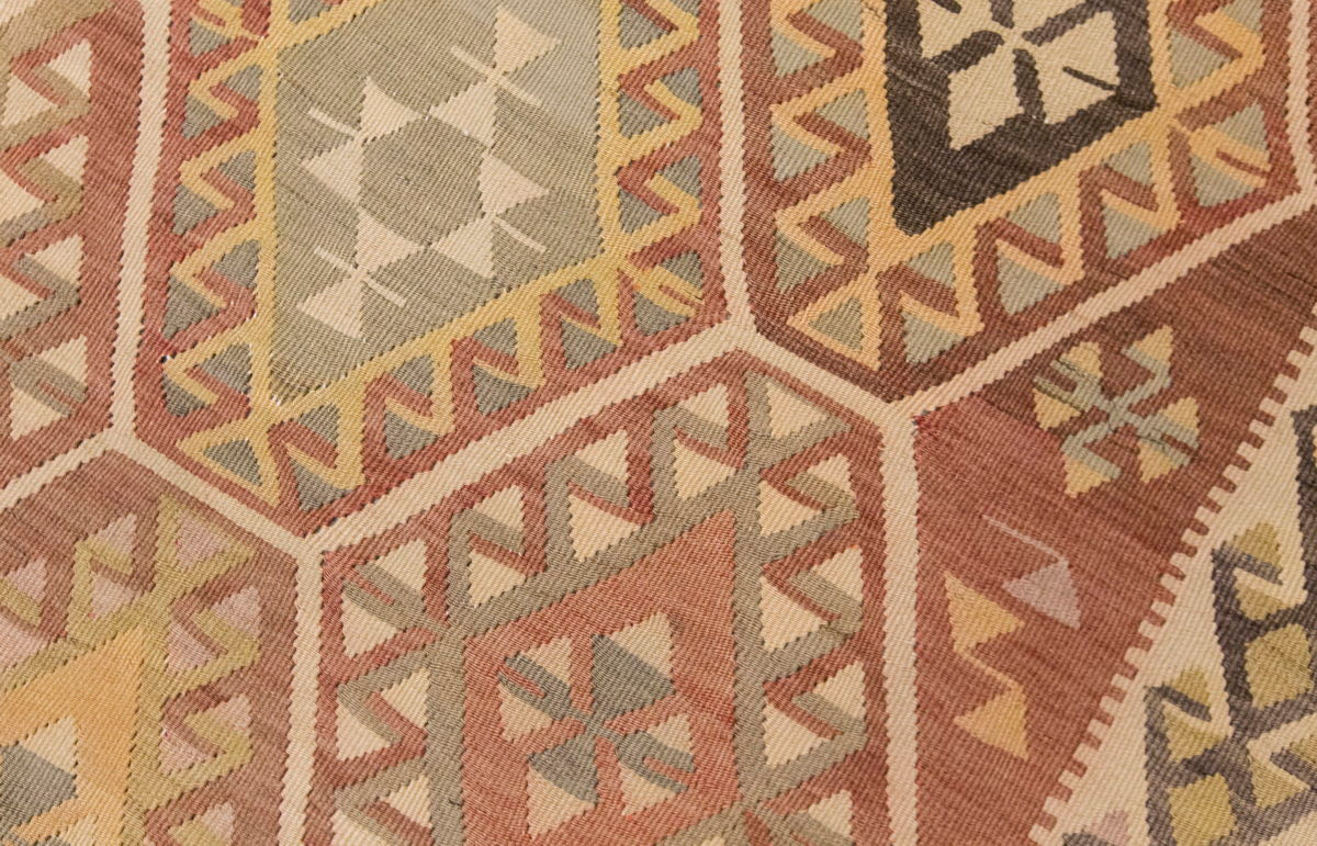 Vintage Large Adana Kilim, 185 x 254 cm / 6 x 8.4 ft Kilim