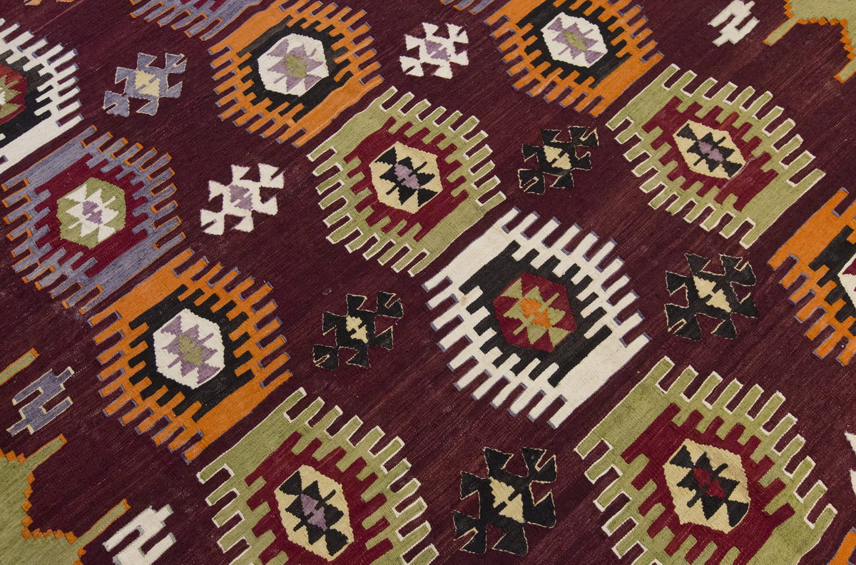 Vintage Large Afyon Dazkırı Kilim, 203 x 327 cm / 6.8 x 10.9 ft Kilim