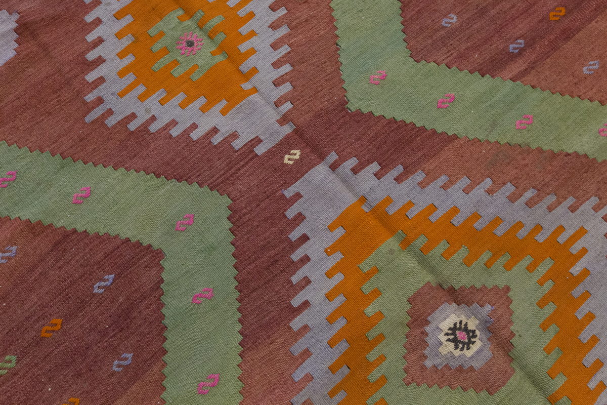 Vintage Large Afyon Kilim, 166 x 285 cm / 5.5 x 9.4 ft Kilim