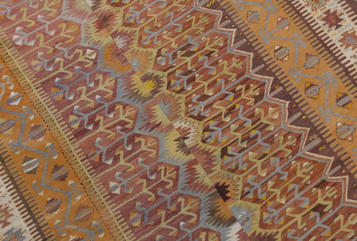 Vintage Large Aydın Kilim, 167 x 331 cm / 5.6 x 11 ft Kilim