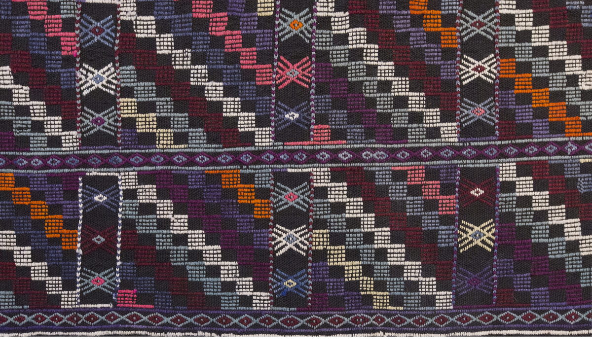 Vintage Large Cicim Rug, 139 x 200 cm /4.7 x 6.7 feet