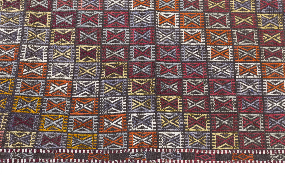 Vintage Large Cicim Rug, 167 x 194 cm / 5.6 x 6.4 feet