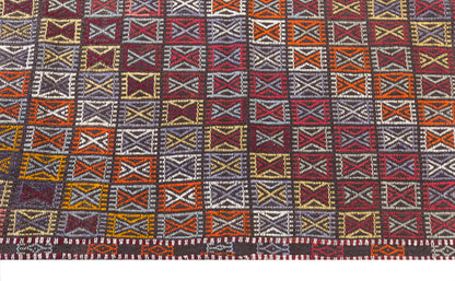 Vintage Large Cicim Rug, 167 x 194 cm / 5.6 x 6.4 feet