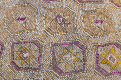 Vintage Large Cicim Rug, 172 x 276 cm / 5.8 x 9 feet