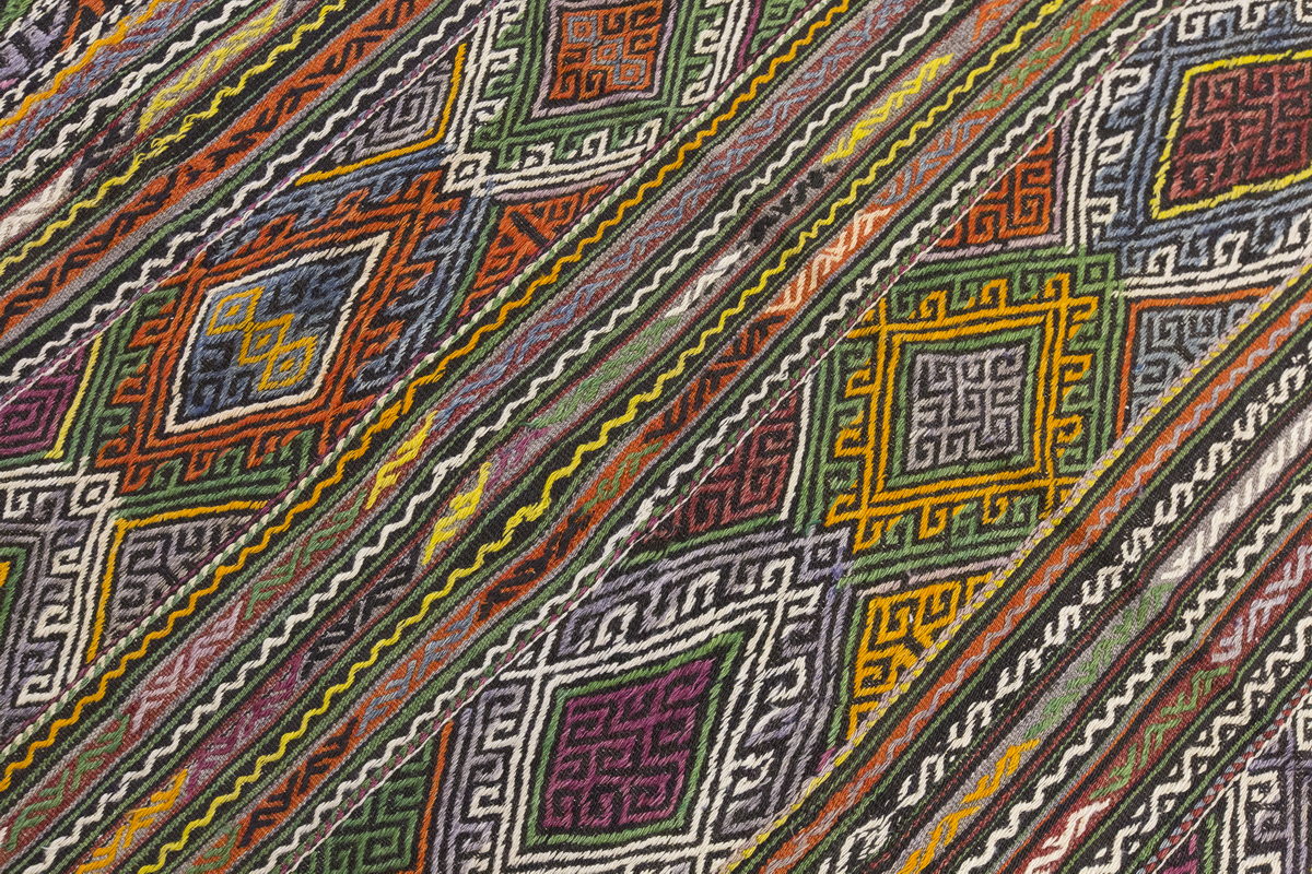 Vintage Large Cicim Rug, 178 x 240 cm / 6 x 8 feet