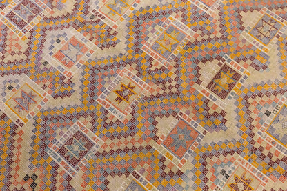 Vintage Large Cicim Rug, 186 x 277 cm / 6.1 x 9.1 feet