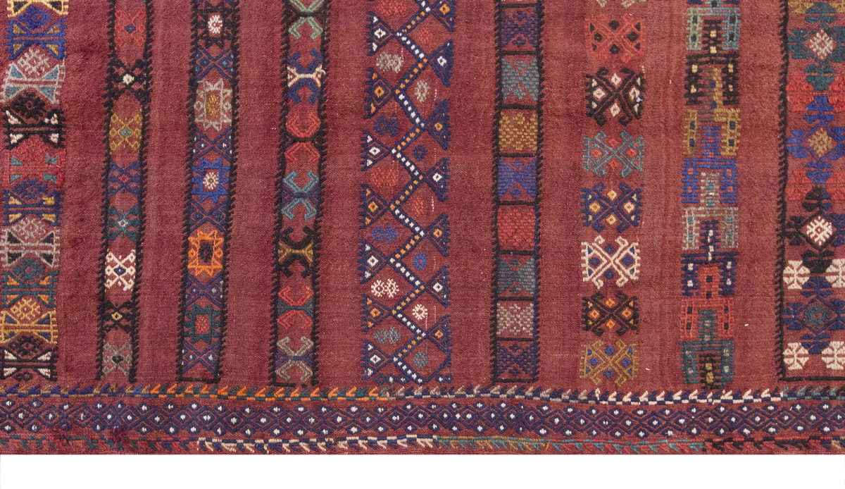 Vintage Large Cicim Rug, 208 x 296 cm / 7 x 9.9 feet