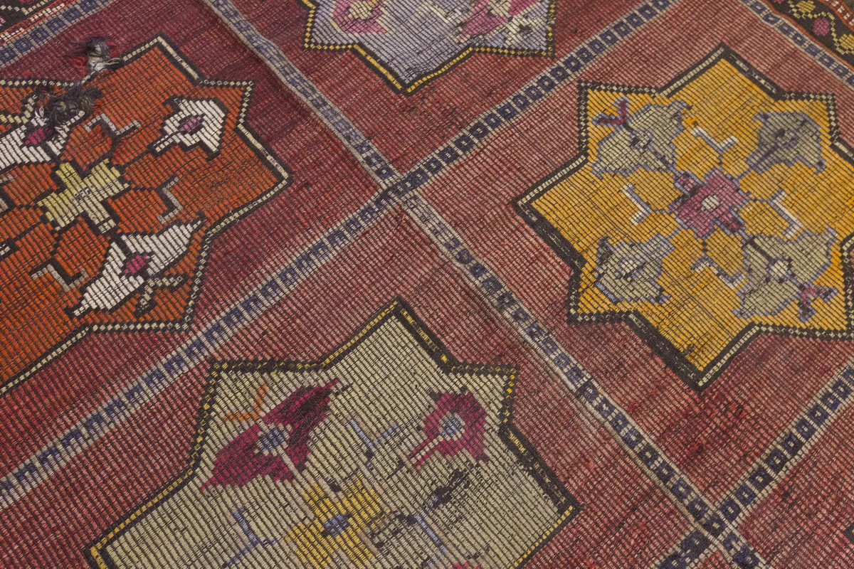 Vintage Large Cicim Rug, 212 x 310 cm / 7 x 10.2 feet