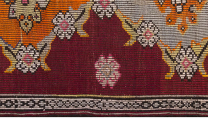Vintage Large Cicim Rug, 233 x 307 cm / 7.8 x 910 feet