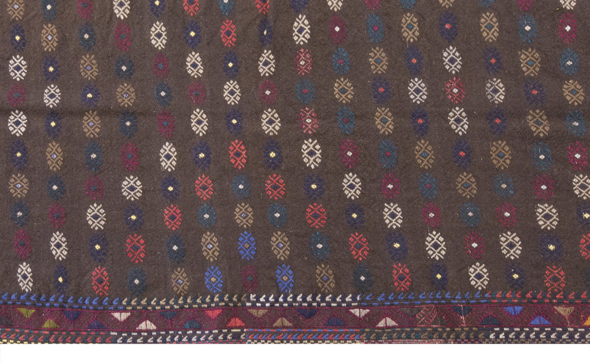 Vintage Large Cicim Rug, 239 x 328 cm / 8 x 10.9 feet