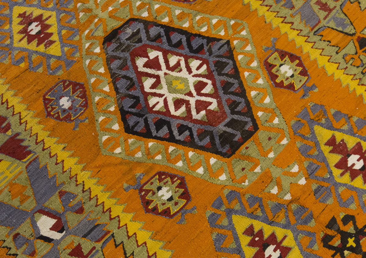Vintage Large Denizli Çal Kilim, 158 x 248 cm / 5.2 x 8.2 ft Kilim