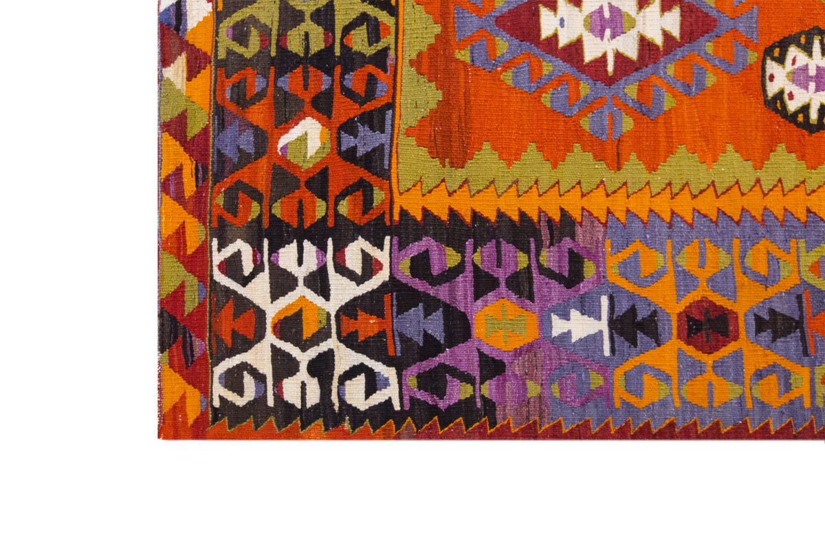 Vintage Large Denizli Çal Kilim, 178 x 300 cm / 6 x 10 ft Kilim