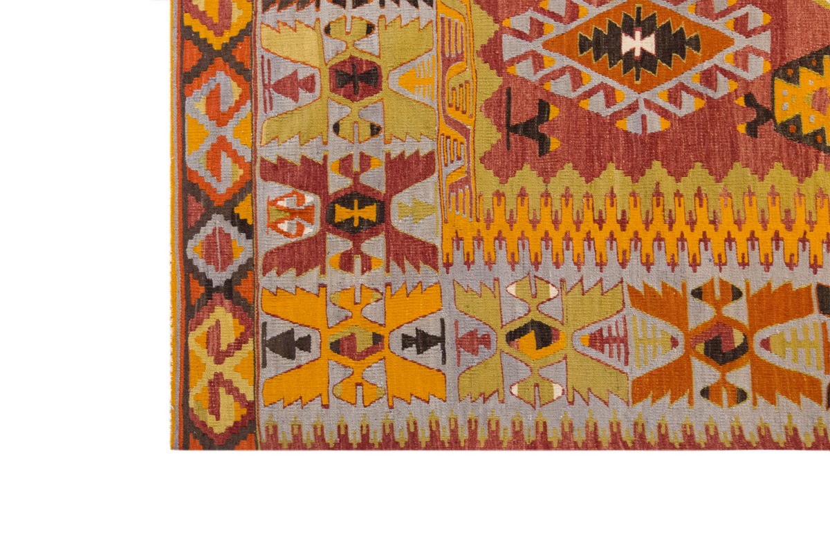 Vintage Large Denizli Çal Kilim, 181 x 292 cm / 6 x 9.7 ft Kilim