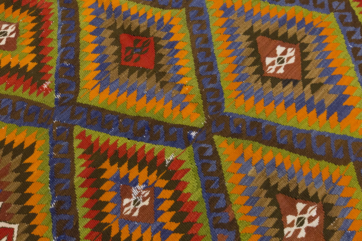 Vintage Large Fethiye Kilim, 190 x 235 cm / 6.3 x 7.9 ft Kilim