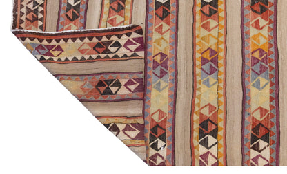 Vintage Large Kayseri Avşar Kilim, 176 x 274 cm / 5.9 x 9 ft Kilim