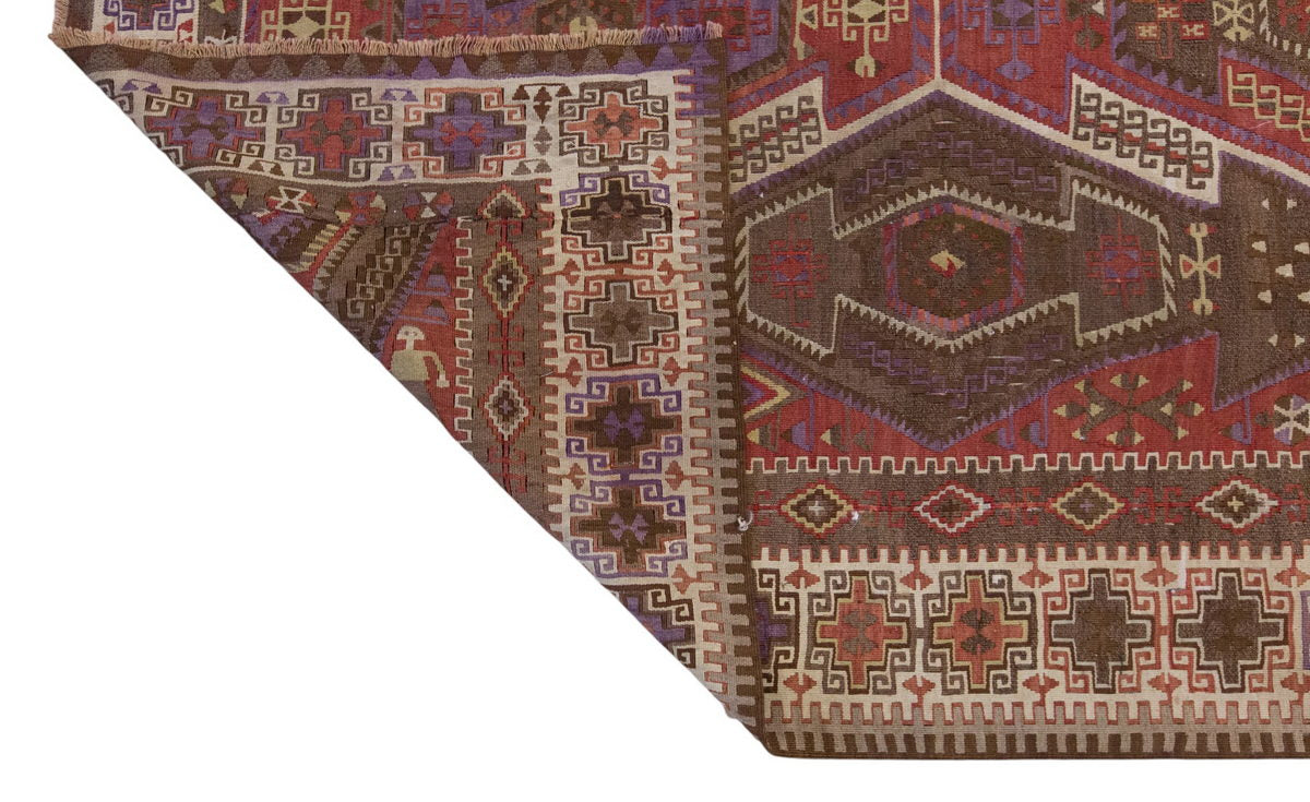 Vintage Large Kayseri Avşar Kilim, 183 x 305 cm / 6 x 10 ft Kilim