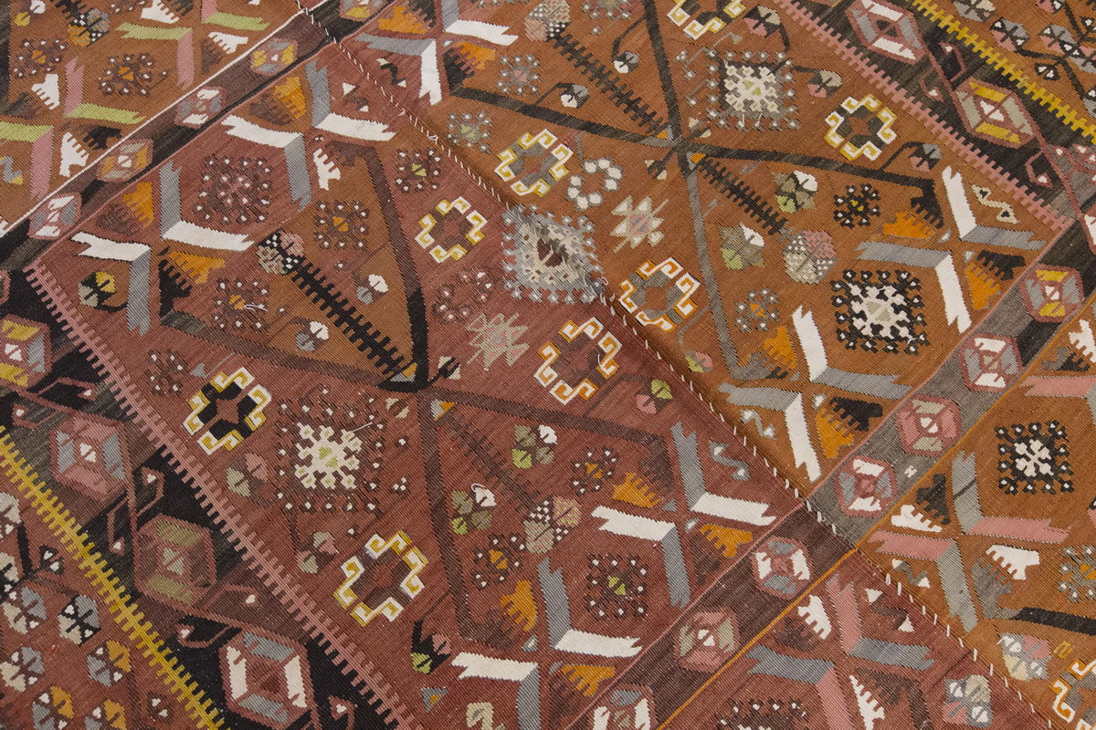 Vintage Large Kayseri Kilim, 164 x 305 cm / 5.5 x 10 ft Kilim