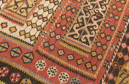 Vintage Large Kilim, 182 x 315 cm / 6 x 10 ft