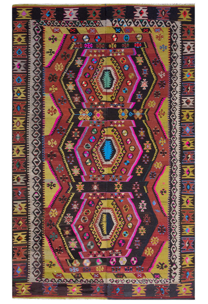 Vintage Large Kırşehir Kilim, 190 x 299 cm / 6.3 x 10 ft Kilim