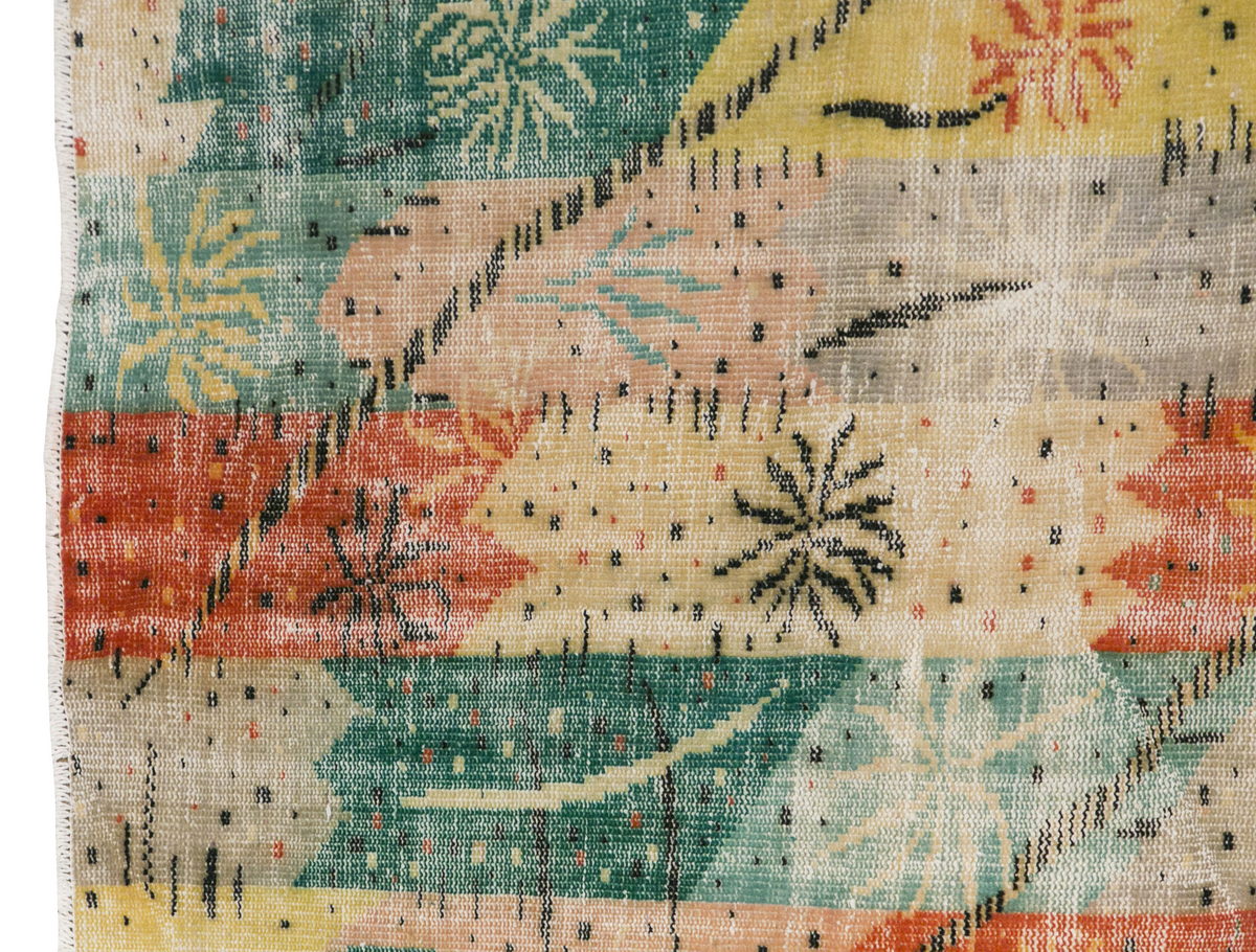 Vintage Large Rug,  6" x 8'7" feet / 180 x 262 cm