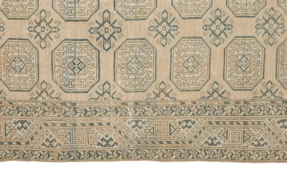 Vintage Large Rug,  7'3" x 10'4" feet / 220 x 314 cm
