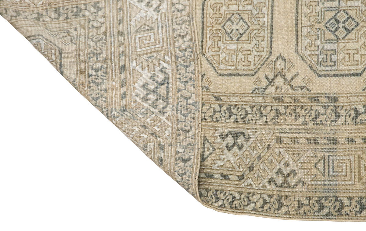 Vintage Large Rug,  7'3" x 10'4" feet / 220 x 314 cm