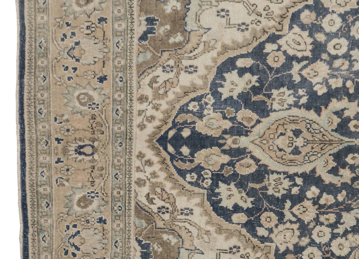 Vintage Large Rug,  7'9" x 11" feet / 236 x 332 cm