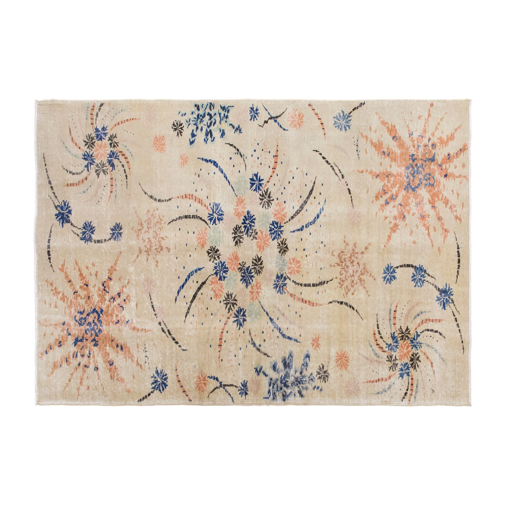 Vintage Large Rug, 182 x 272 cm / 6 x 8.9 ft