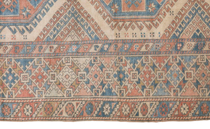 Vintage Large Rug, 6" x 9" feet / 183 x 270 cm