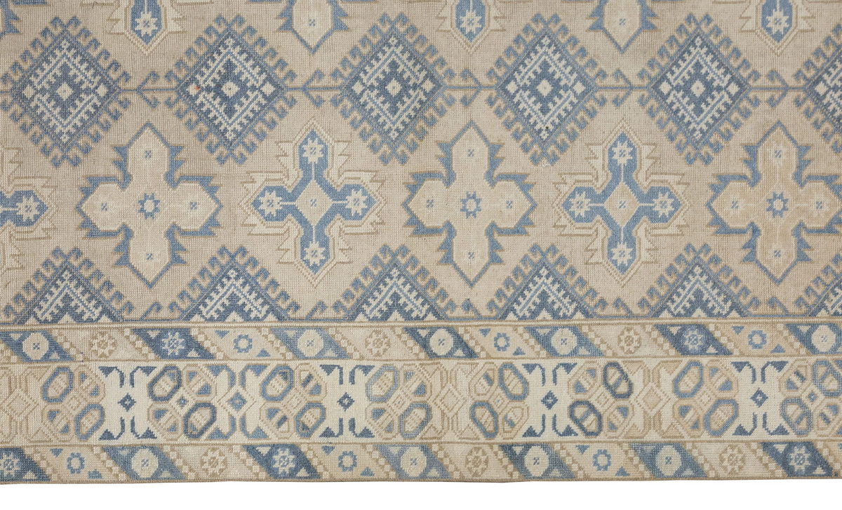 Vintage Large Rug, 6'6" x 9'7" feet / 198 x 292 cm
