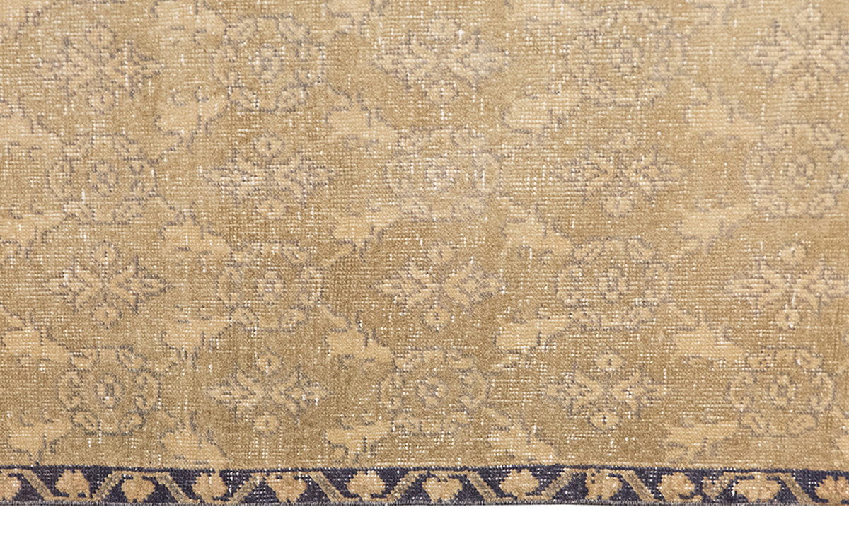 Vintage Large Rug, Oushak Area Rug 4'6" x 9'10" feet 138 x 300 cm