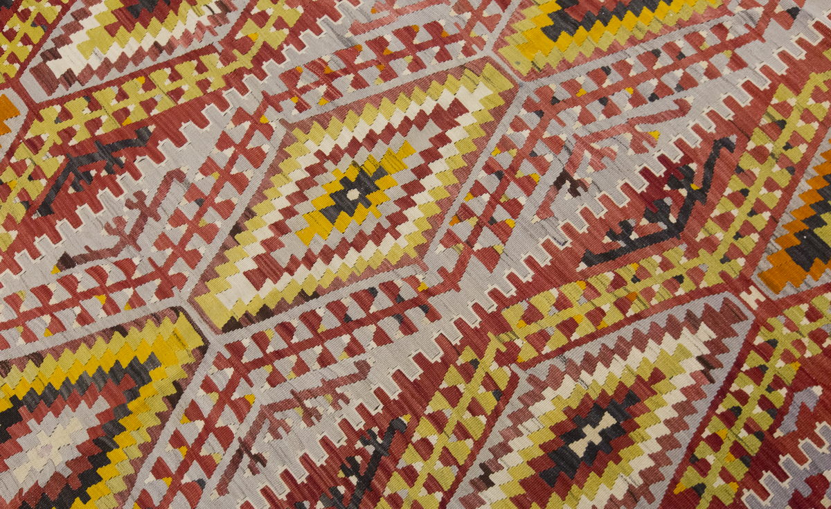 Vintage Large Uşak Eşme Kilim, 173 x 340 cm / 5.8 x 11.2 ft Kilim