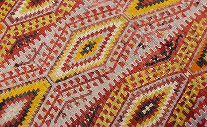 Vintage Large Uşak Eşme Kilim, 173 x 340 cm / 5.8 x 11.2 ft Kilim