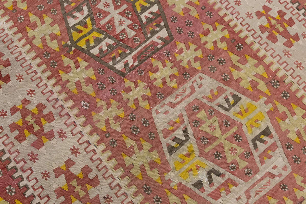 Vintage Large Uşak Eşme Kilim, 174 x 308 cm / 5.9 x 10.1 ft Kilim