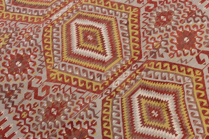 Vintage Large Uşak Eşme Kilim, 180 x 316 cm / 6 x 10.4 ft Kilim
