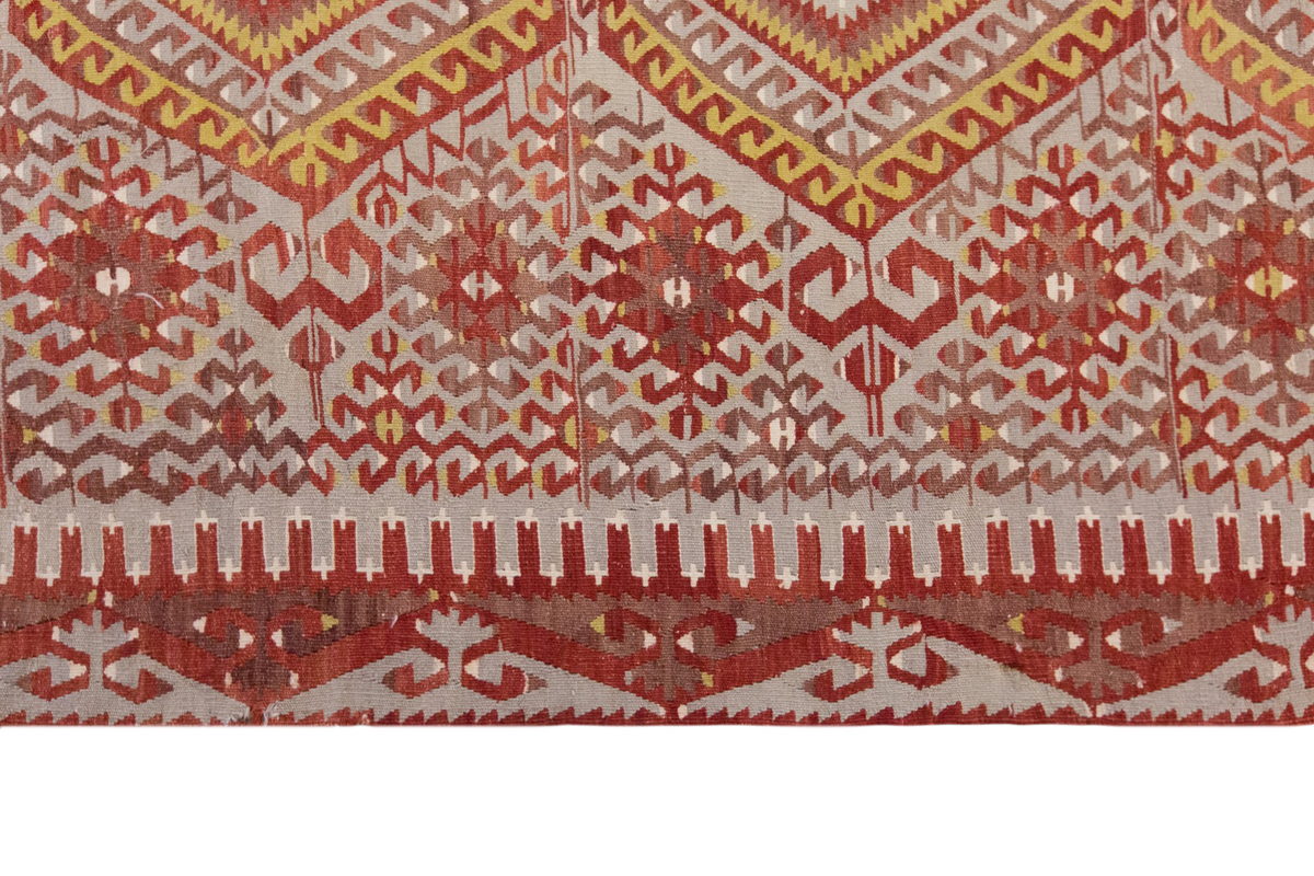 Vintage Large Uşak Eşme Kilim, 180 x 316 cm / 6 x 10.4 ft Kilim