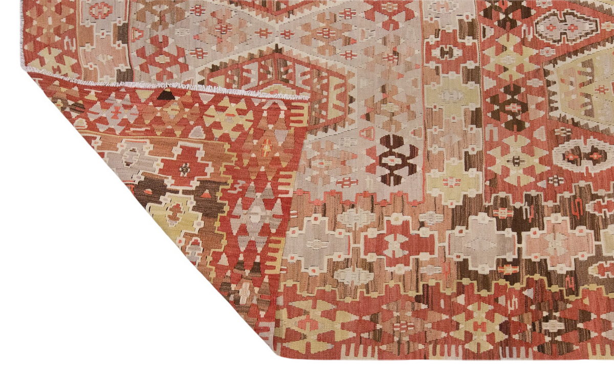 Vintage Large Uşak Eşme Kilim, 182 x 318 cm / 6 x 10.5 ft Kilim
