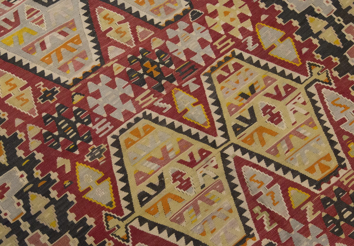 Vintage Large Uşak Eşme Kilim, 184 x 338 cm / 6 x 11.1 ft Kilim