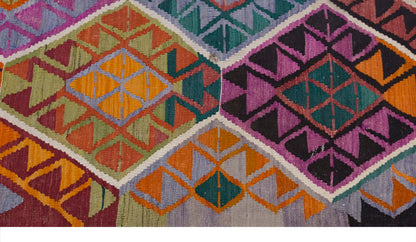Vintage Large Uşak Kilim, 171 x 320 cm / 5.7 x 10.6 ft Kilim