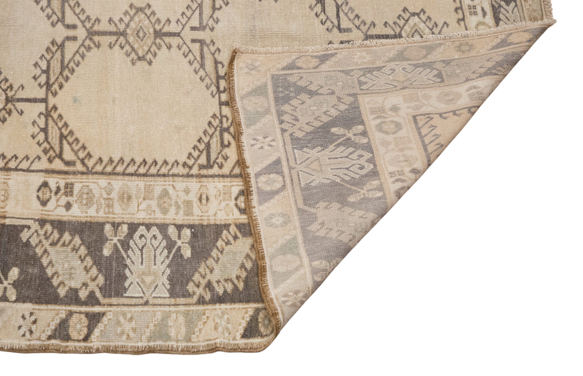Vintage Oushak Rug 165x280 cm (5.4x9.2 ft)