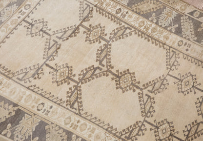 Vintage Oushak Rug 165x280 cm (5.4x9.2 ft)