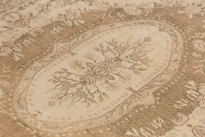 Vintage Rug,  6'4 x 9'3 feet / 195 x 282 cm