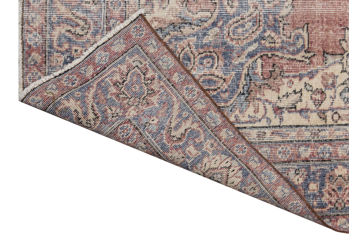 Vintage Rug,  6'5 x 10'4 feet / 200 x 317 cm