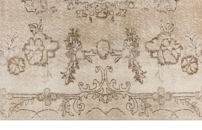 Vintage Rug,  6'9 x 10'0 feet / 211 x 305 cm
