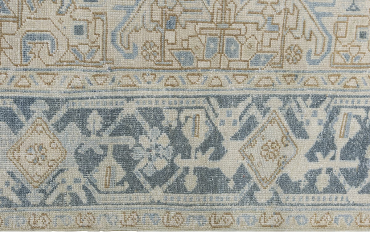 Vintage Rug,  7'2 x 10'3 feet / 220 x 314 cm
