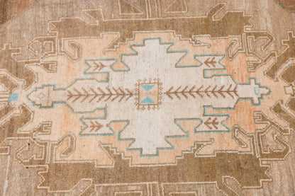 Vintage Rug, 170 x 345 cm (5.6 x 11.3 ft)
